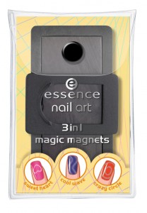 essence nail art 3in1 magic magnets 01